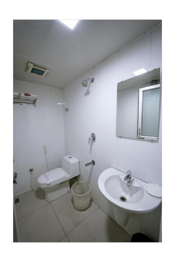 Everestparkresidency Hotell Tiruchirappalli Exteriör bild