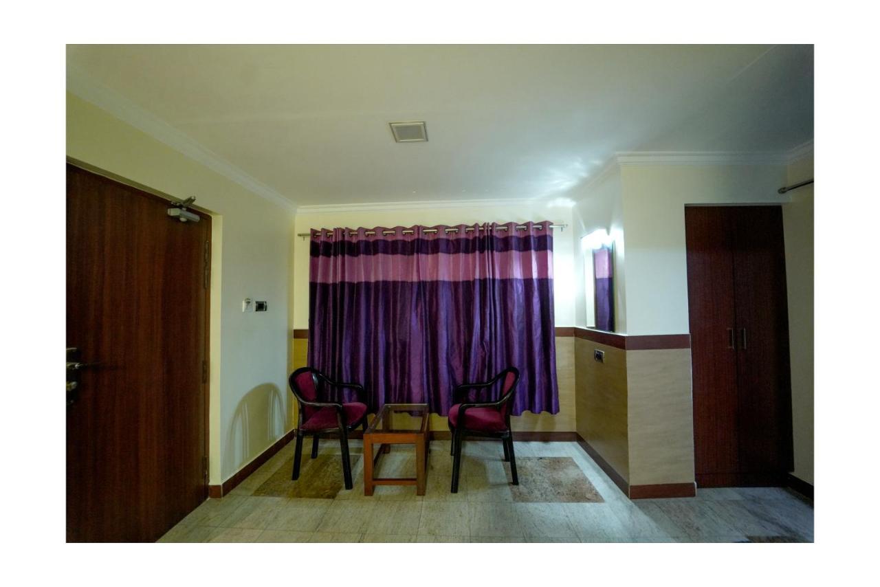 Everestparkresidency Hotell Tiruchirappalli Exteriör bild